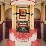 Wellnesshotel Engadin 3* 삼나운