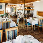 Wellnesshotel Engadin 3*