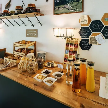 Hotell Wellnesshotel Engadin 3*