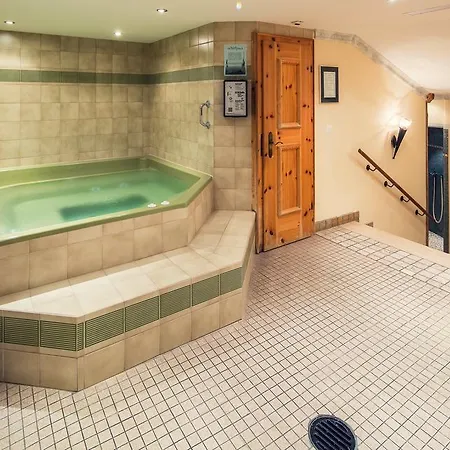 Hotell Wellnesshotel Engadin 3*