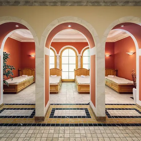 Wellnesshotel Engadin Hotell Samnaun