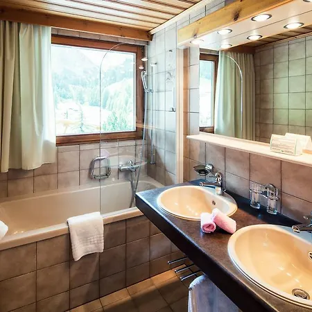 Wellnesshotel Engadin Hotel Samnaun