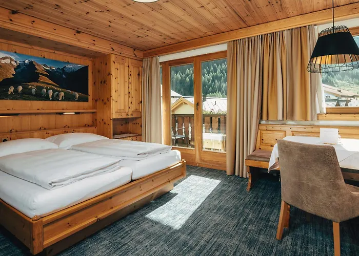 Wellnesshotel Engadin 3*