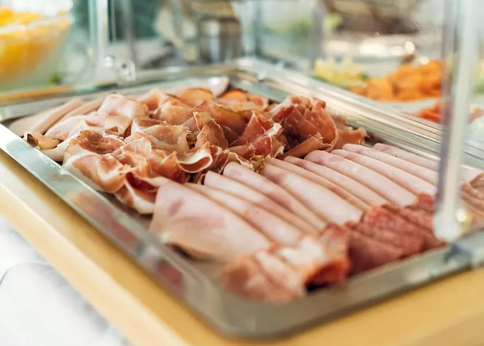 Wellnesshotel Engadin Hotel