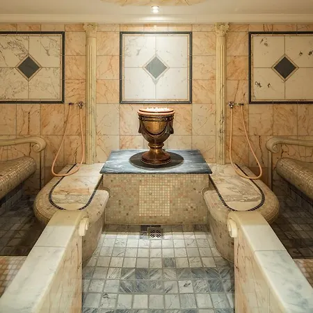 Wellnesshotel Engadin Hotel Samnaun